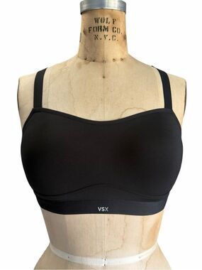 NWT VSX Victoria’s Secret Black Medium Support Sports Bra Size L